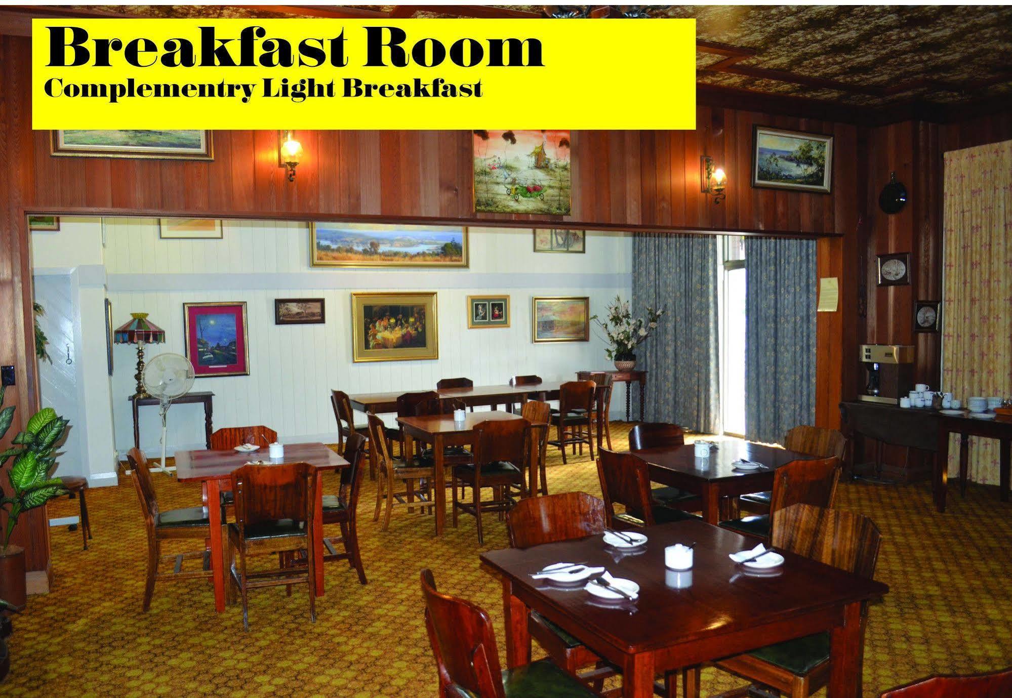 Moruya Monarch Hotel Экстерьер фото