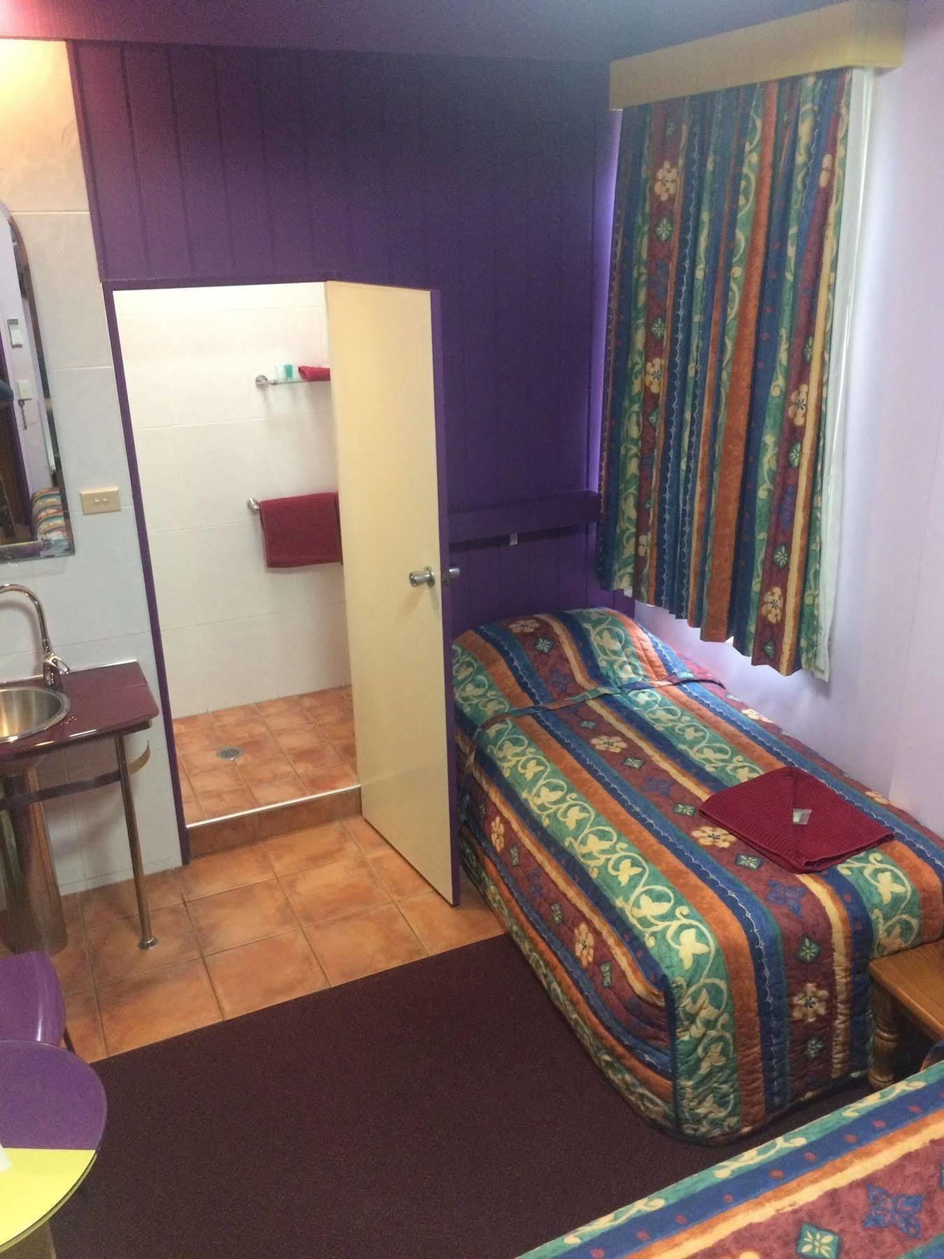 Moruya Monarch Hotel Экстерьер фото
